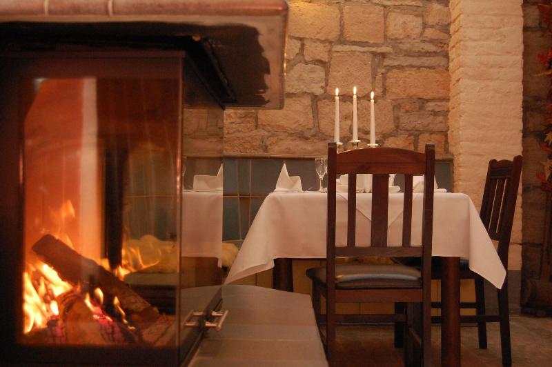 Gasthaus & Hotel Zur Henne image