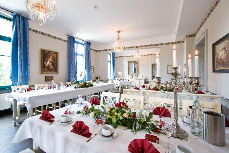 Gasthaus & Hotel Zur Henne image