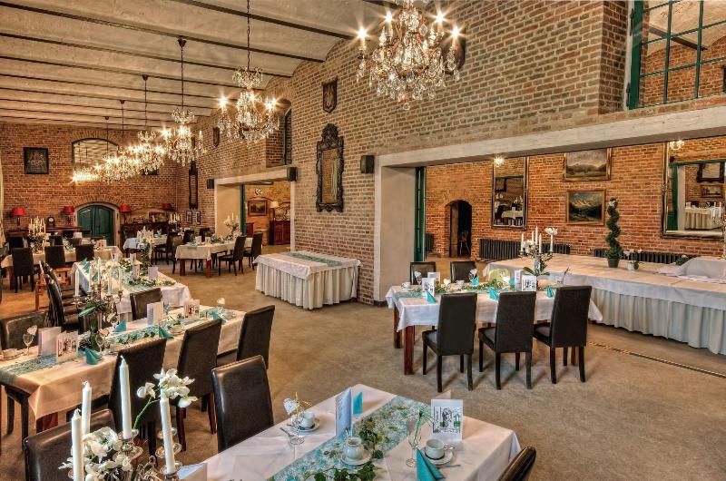Gasthaus & Hotel Zur Henne image