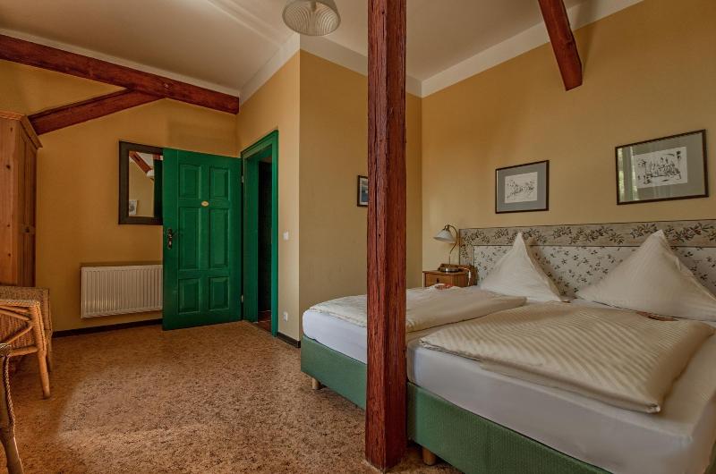 Gasthaus & Hotel Zur Henne image