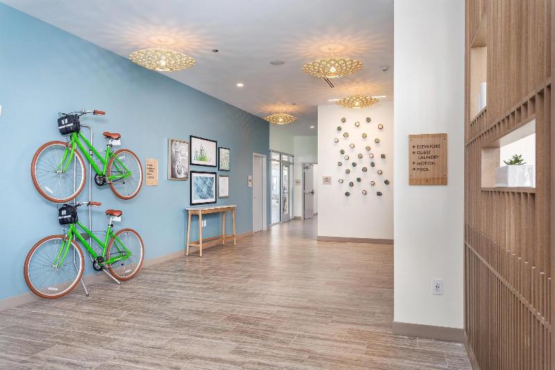 Element Knoxville West image
