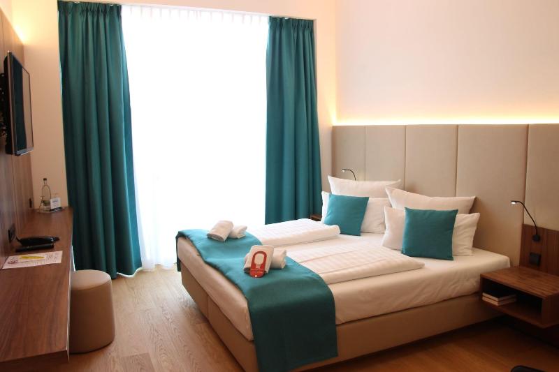 Hotel An Der Therme Bad Sulza image