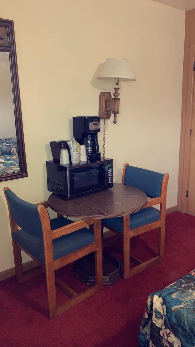 Riverview Trout Lodge image