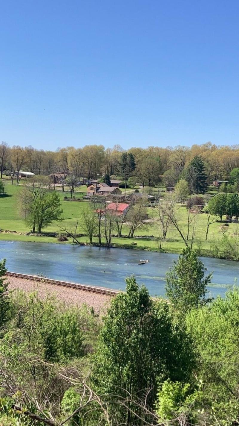 Riverview Trout Lodge image