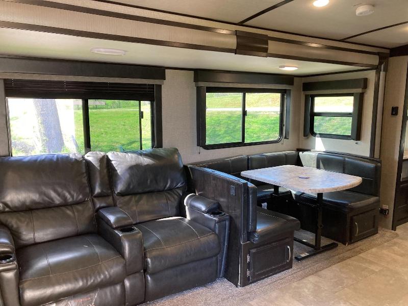 Riverview Trout Lodge image