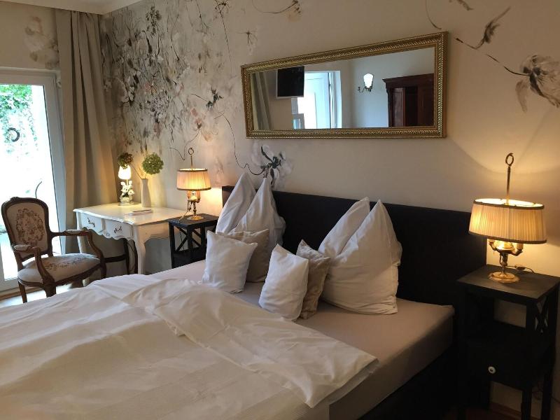 Hotel Söruper Hof image