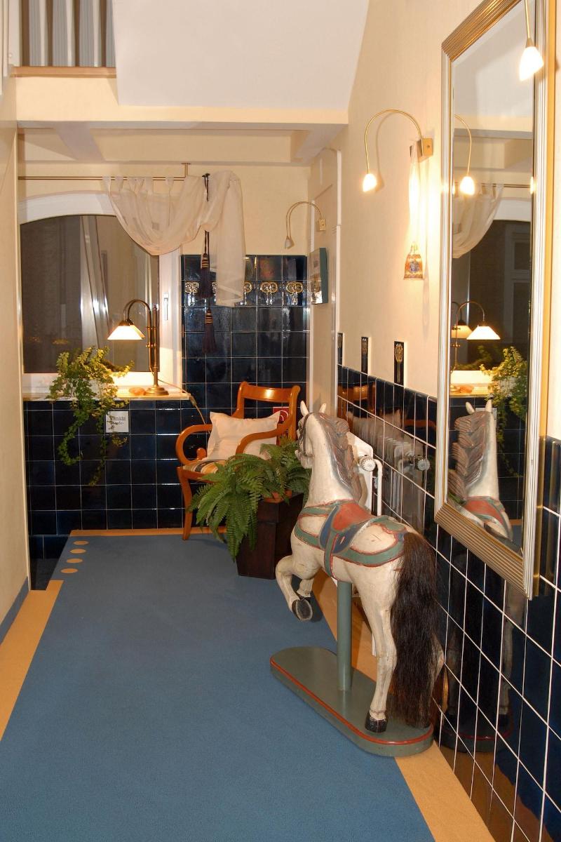 Alleehotel Eschen image