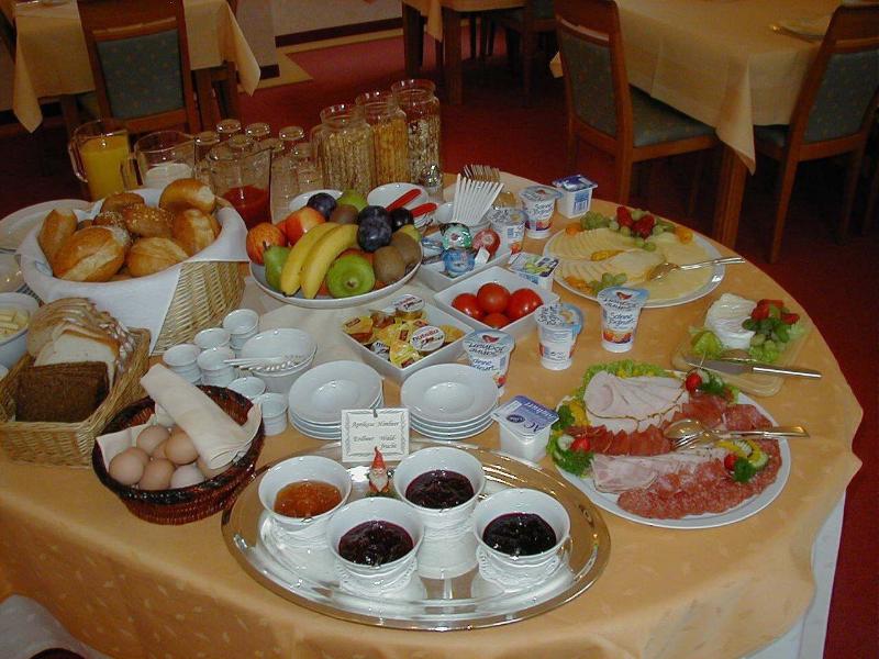Alleehotel Eschen image