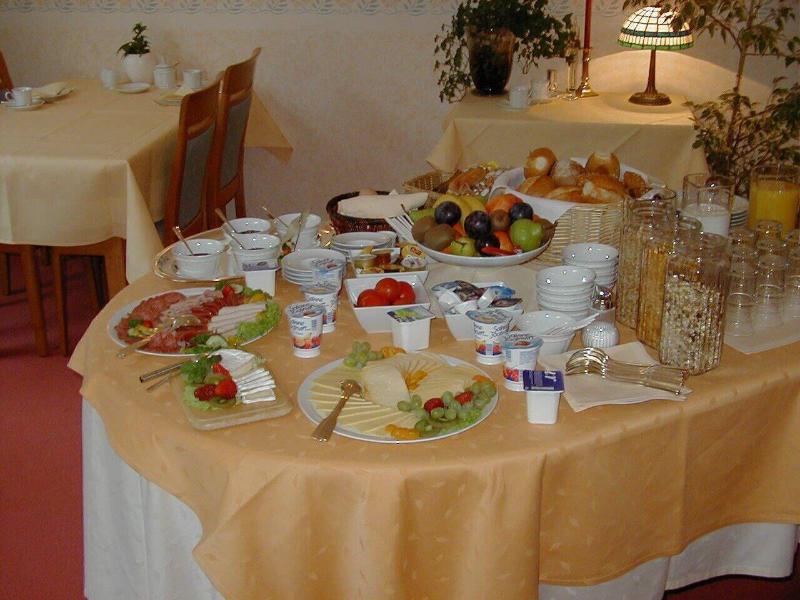 Alleehotel Eschen image