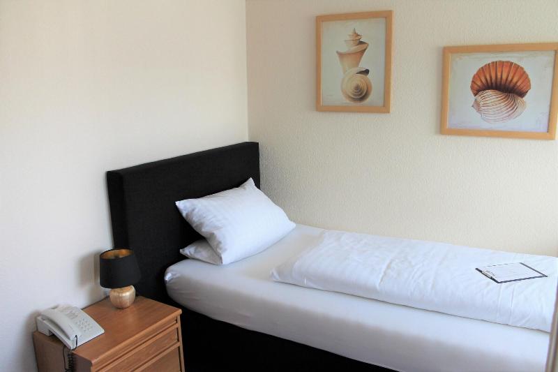 Alleehotel Eschen image