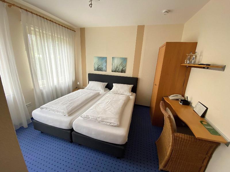 Alleehotel Eschen image