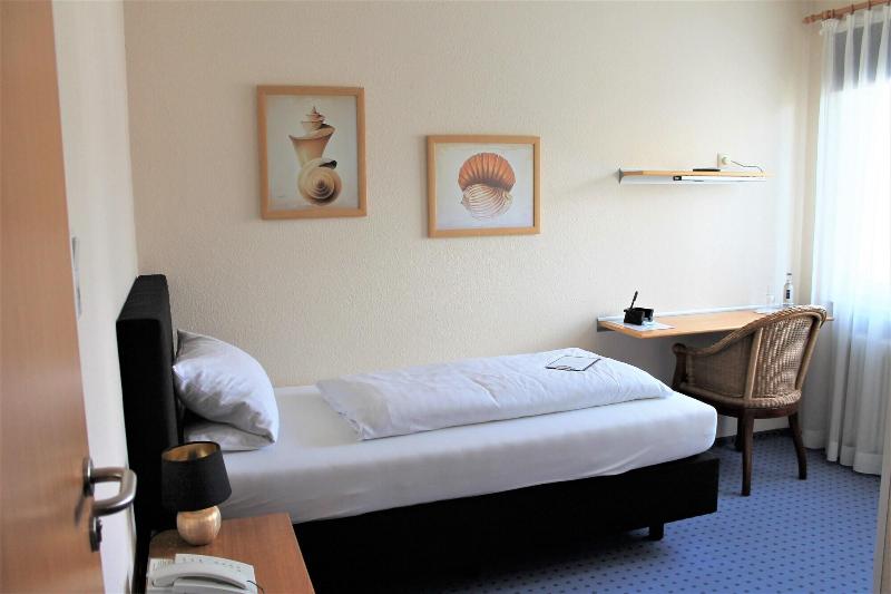 Alleehotel Eschen image