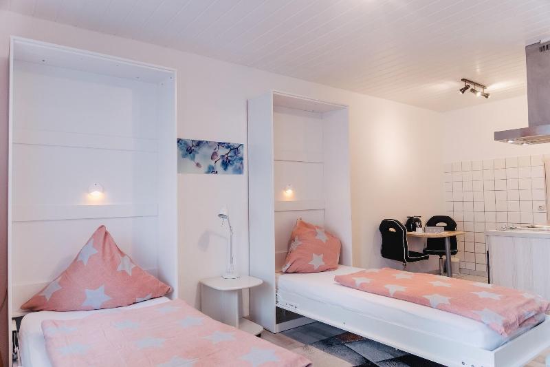 Apartmenthaus Am Achteck image