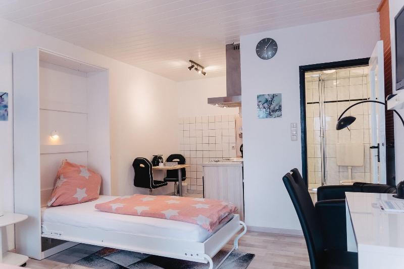 Apartmenthaus Am Achteck image