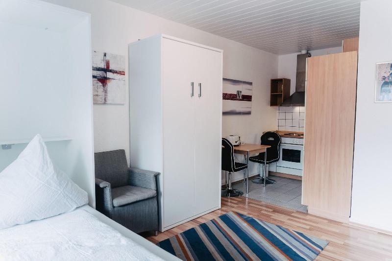 Apartmenthaus Am Achteck image