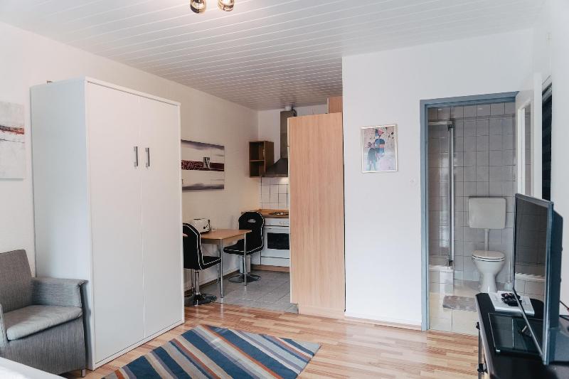 Apartmenthaus Am Achteck image