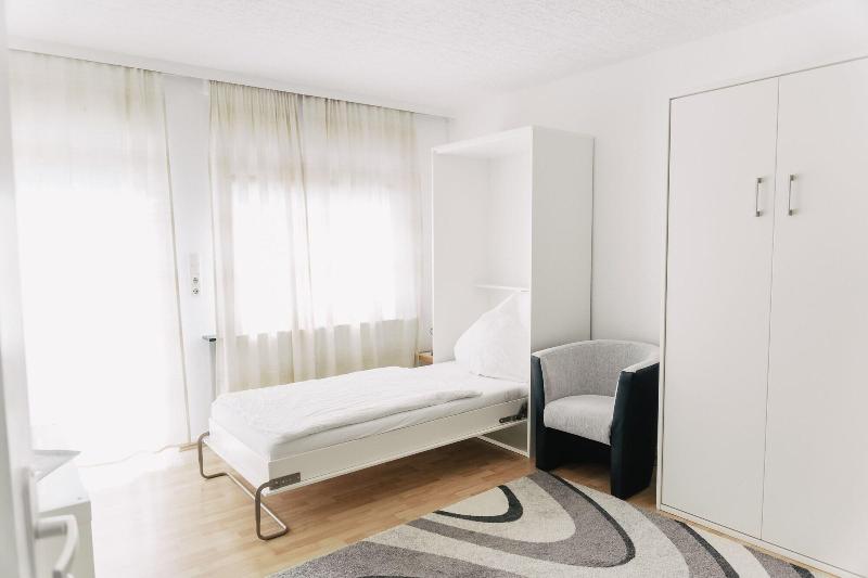 Apartmenthaus Am Achteck image