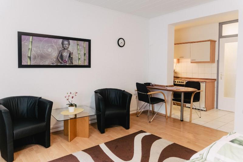 Apartmenthaus Am Achteck image