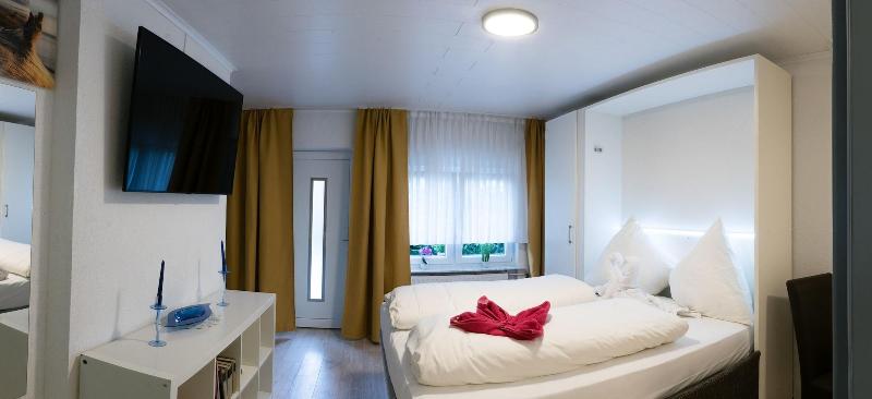 Apartmenthaus Am Achteck image