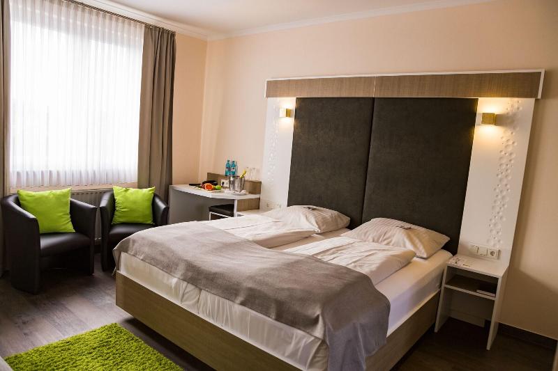 Hotel Zur Krone image