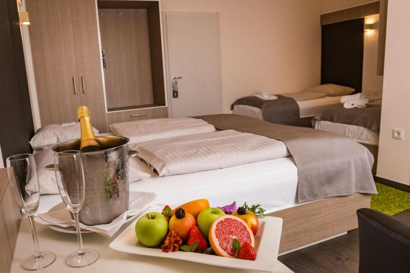 Hotel Zur Krone image