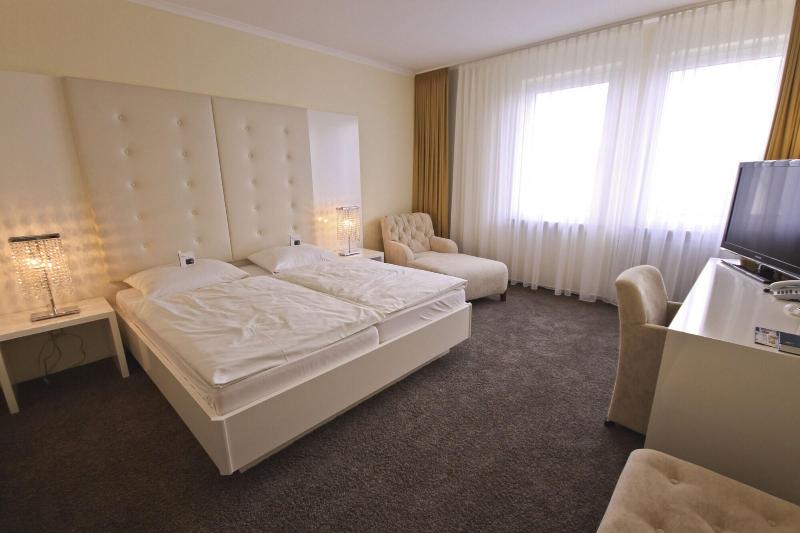 Hotel Zur Krone image