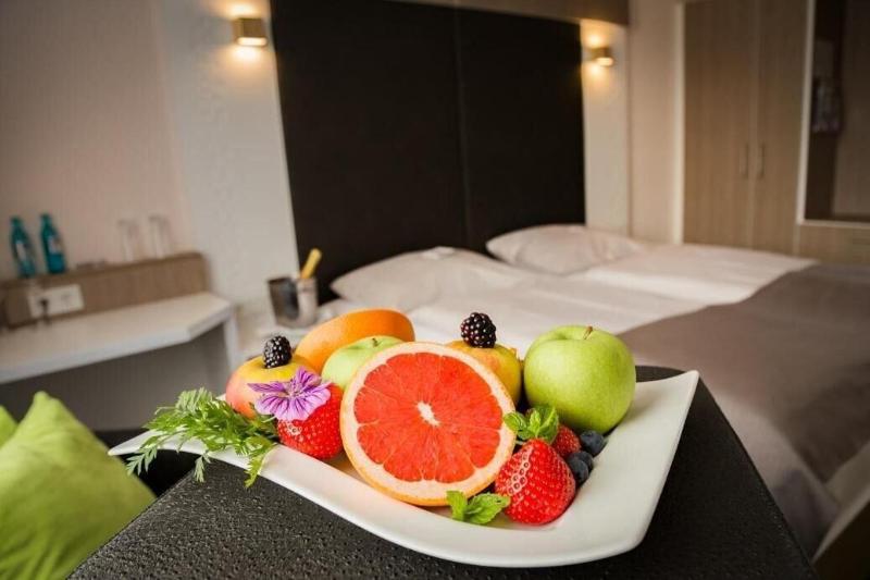 Hotel Zur Krone image