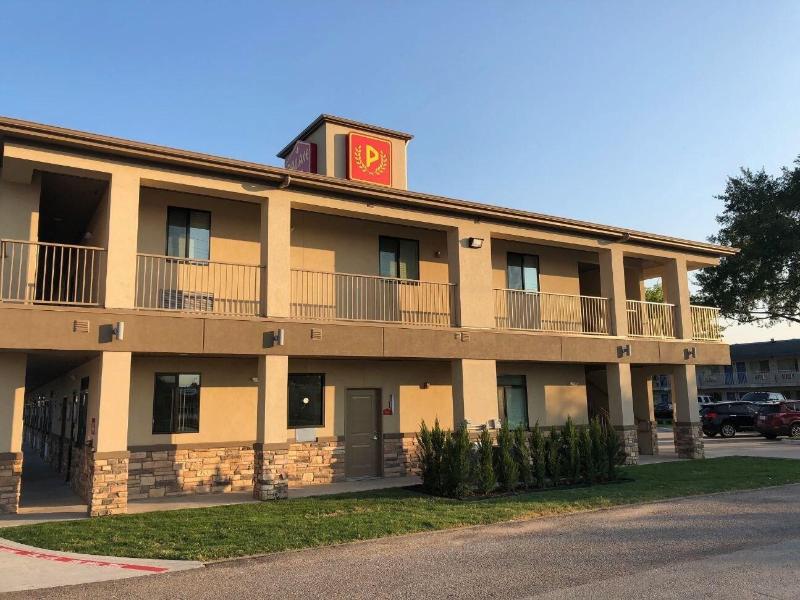 Palace Inn Conroe image