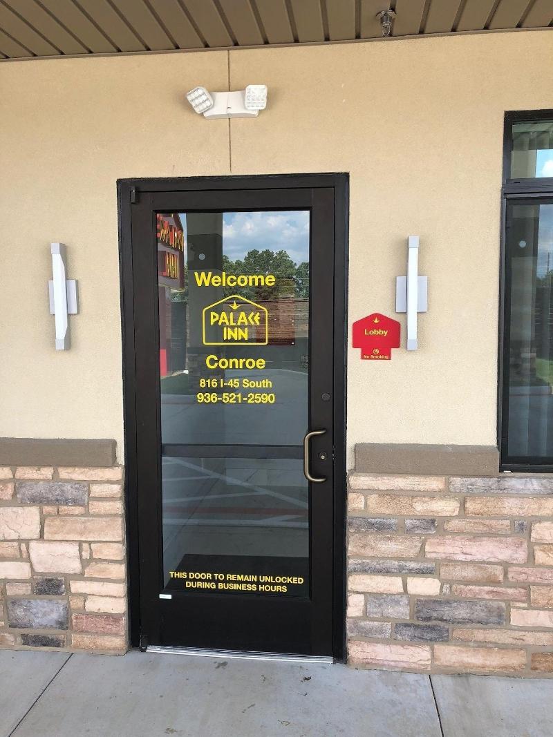 Palace Inn Conroe image