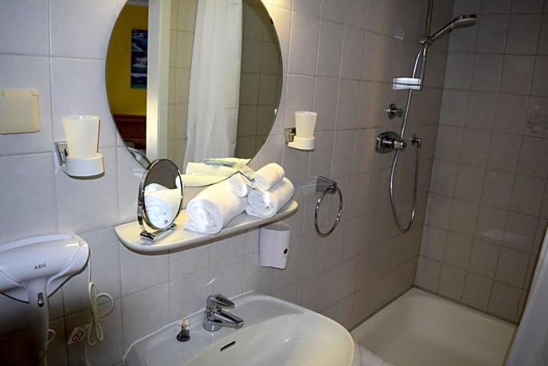 Hotel Zum Ochsen image