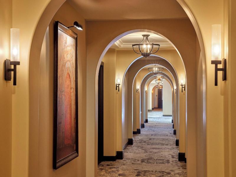 Inn at the Mission San Juan Capistrano, Autograph  image