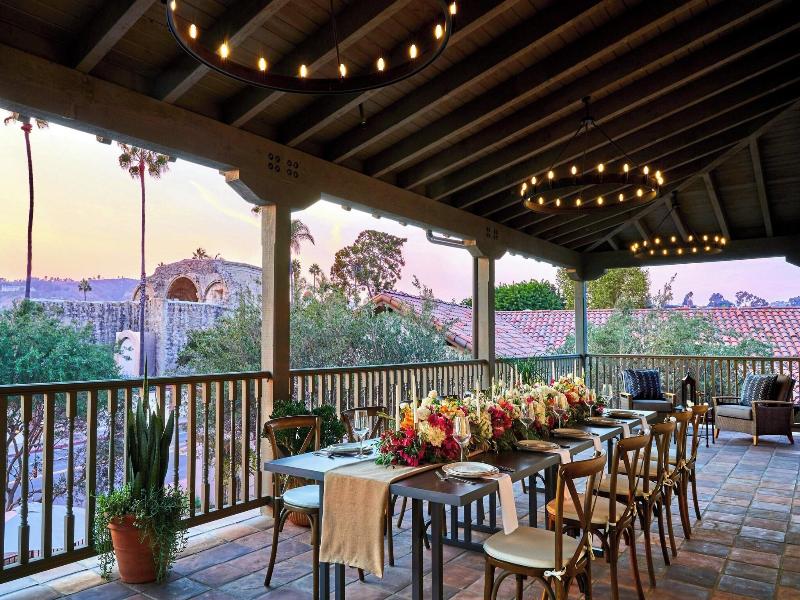 Inn at the Mission San Juan Capistrano, Autograph  image