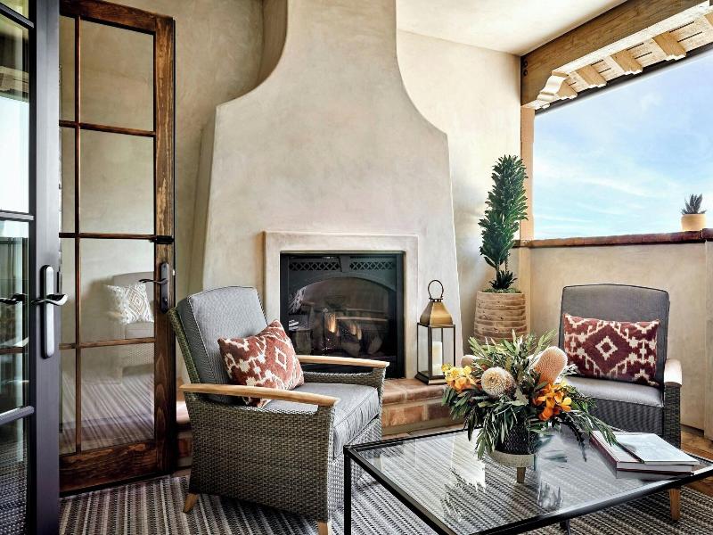 Inn at the Mission San Juan Capistrano, Autograph  image