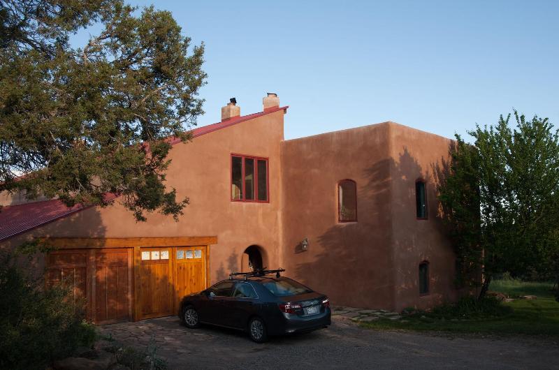 Maison De Terre — general view
