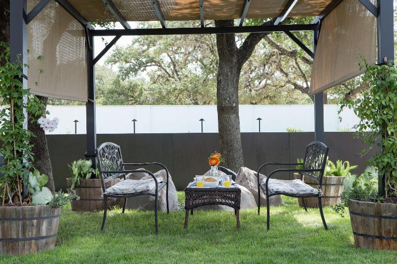 Hotel Flora & Fauna image