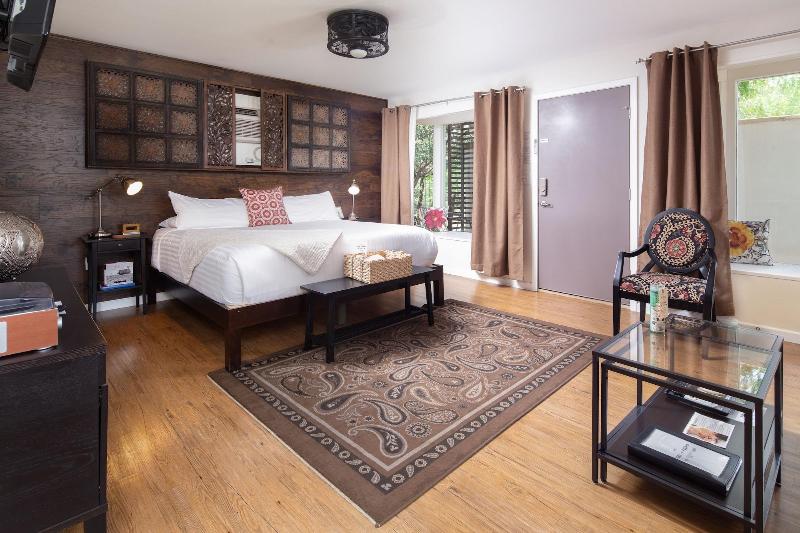 Hotel Flora & Fauna image