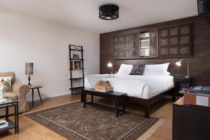 Hotel Flora & Fauna image