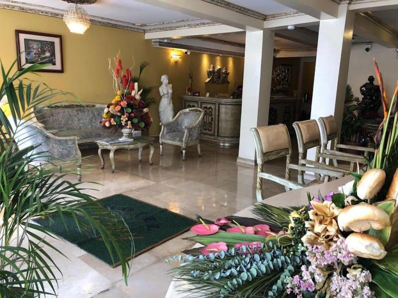 Colony Inn Hotel image