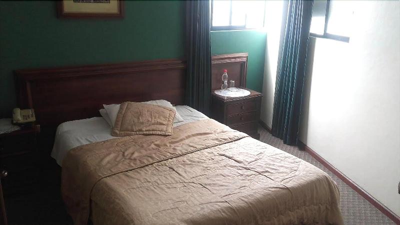 Colony Inn Hotel image