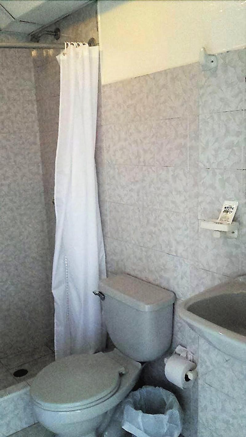 Colony Inn Hotel image
