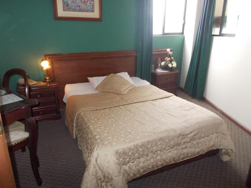 Colony Inn Hotel image
