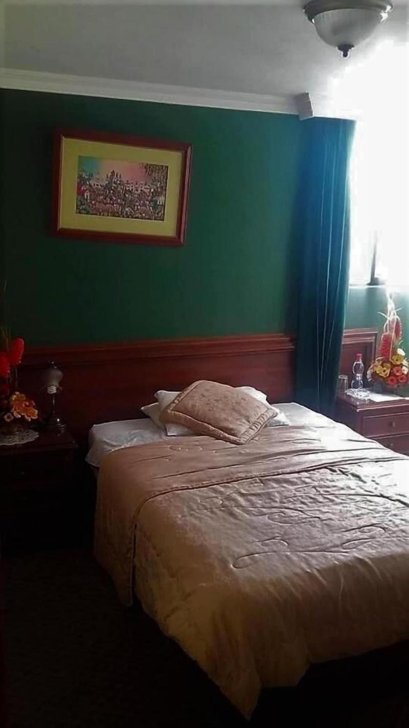 Colony Inn Hotel image