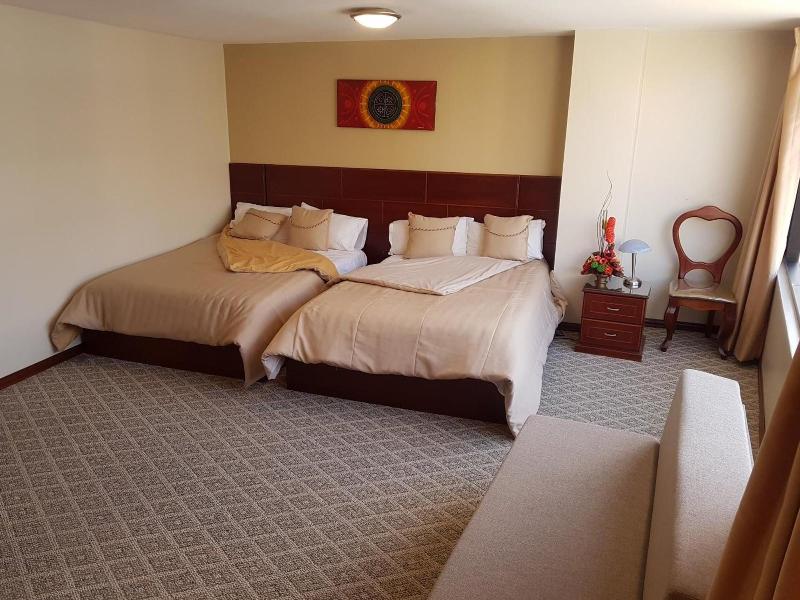Colony Inn Hotel image