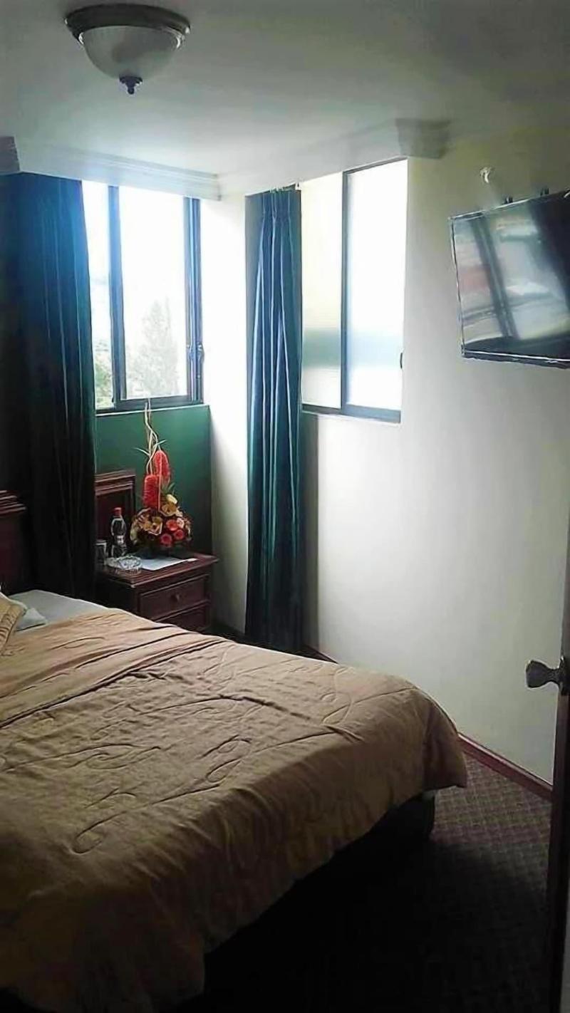Colony Inn Hotel image
