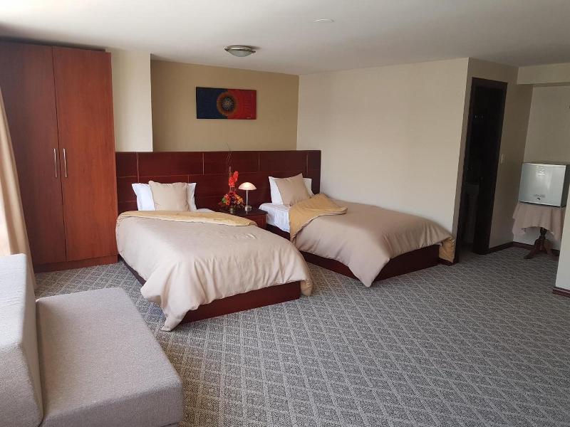 Colony Inn Hotel image