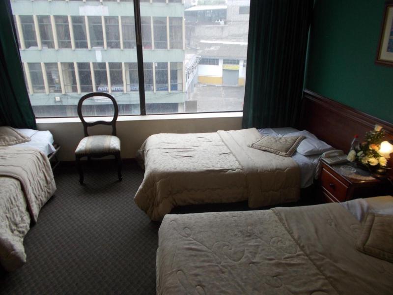 Colony Inn Hotel image