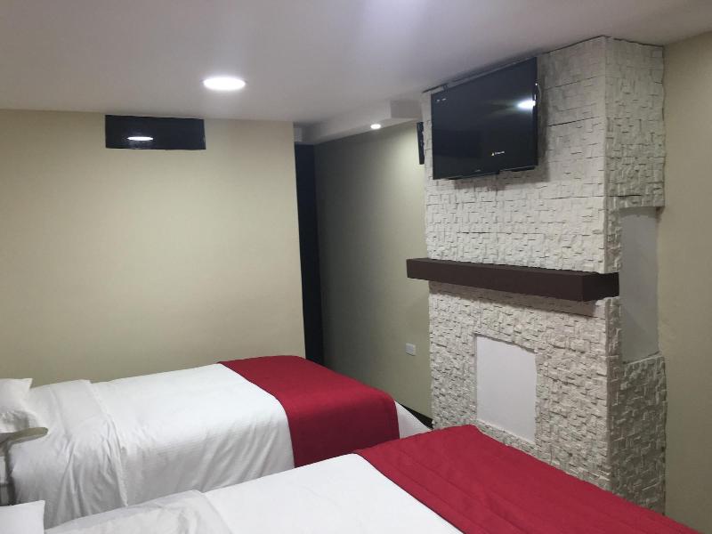 Colony Inn Hotel image