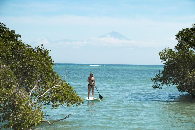MYAMO Beach Lodge - Hostel image