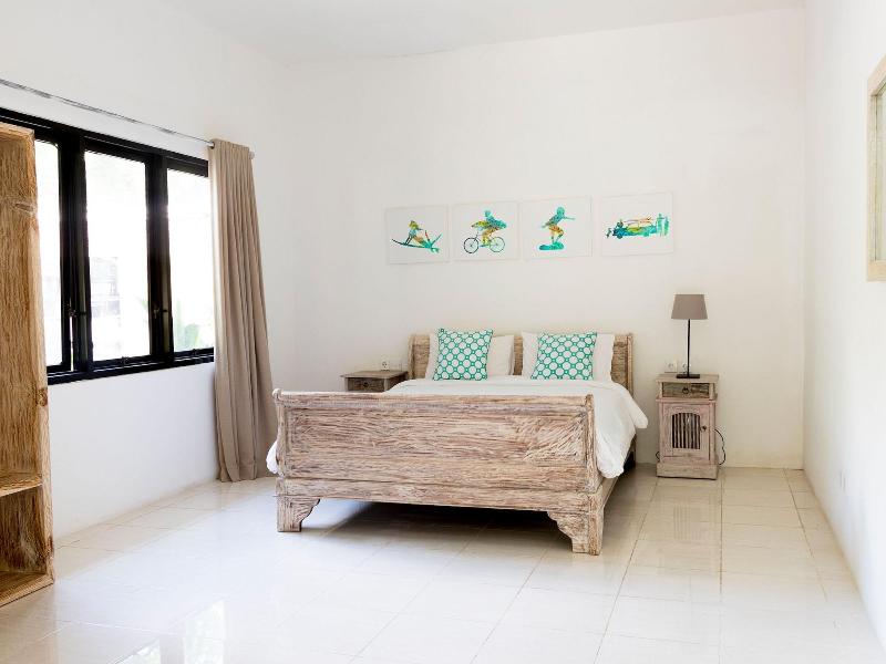 MYAMO Beach Lodge - Hostel image