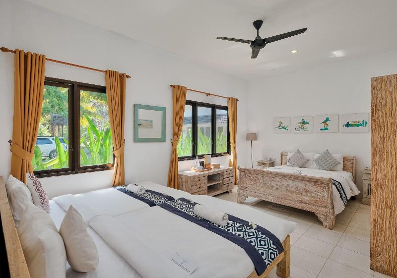 MYAMO Beach Lodge - Hostel image